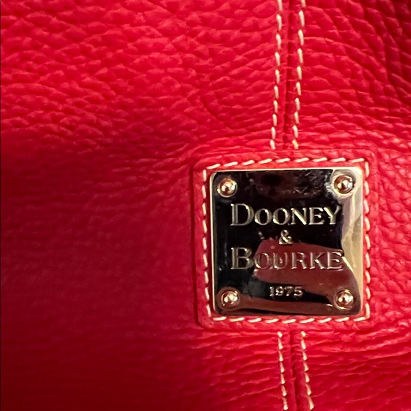 Dooney & Bourke Red Leather Bag EUC. Looks new!!!  Inside is perfect CLEAN - Picture 2 of 14